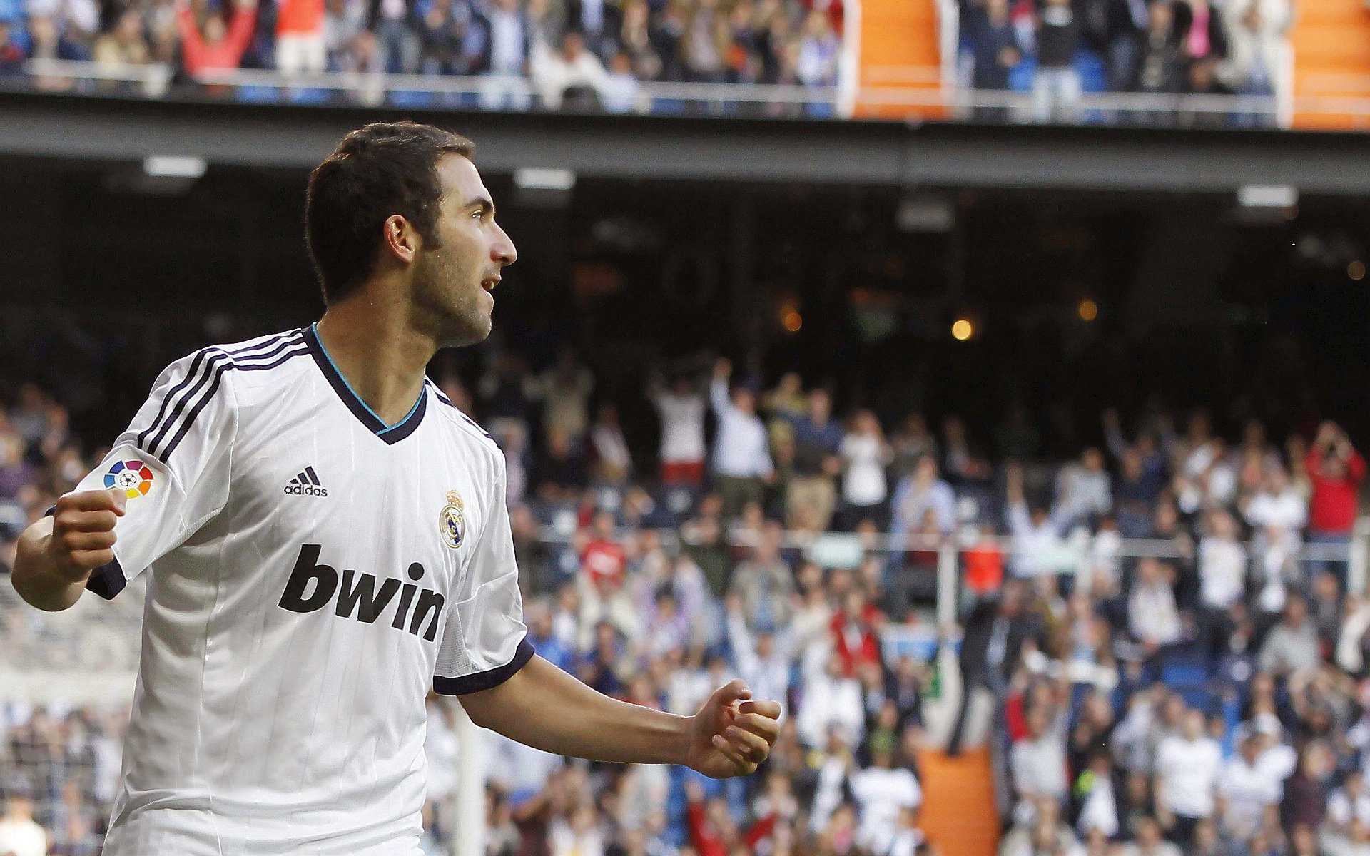 开yun体育-“2025世界运动会：高新体育中心举重选手冲刺新纪录，赛事高潮迭起”